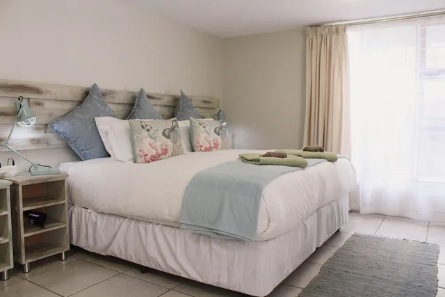 Self Catering, Family، Vineyard On The Hill Guest House 1/10