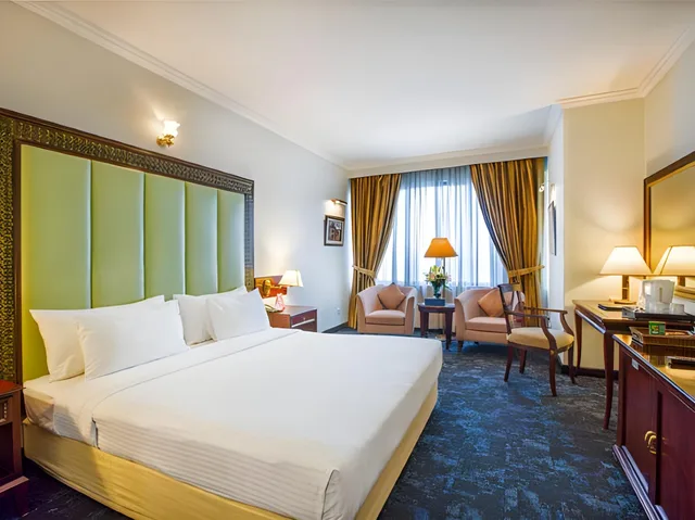 Super, Deluxe, King Bed، Hotel Sarina 1/1