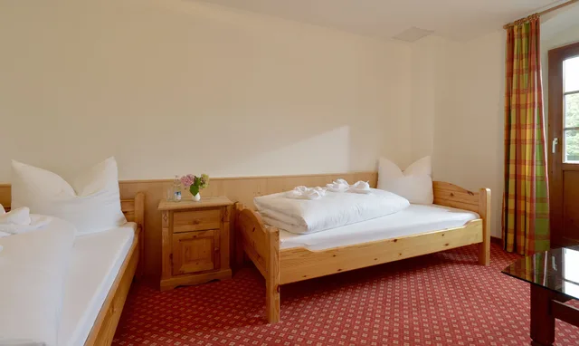 Mayrhof, Family, King and Twin Beds, Balcony، Hotel Postschlössl 1/3