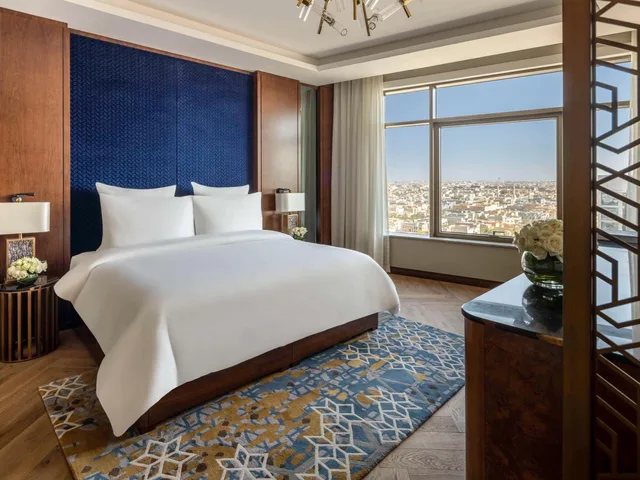 Royal, Penthouse Suite، فندق وريزيدنس موفنبيك الرياض(Movenpick Hotel & Residences Riyadh) 3/7