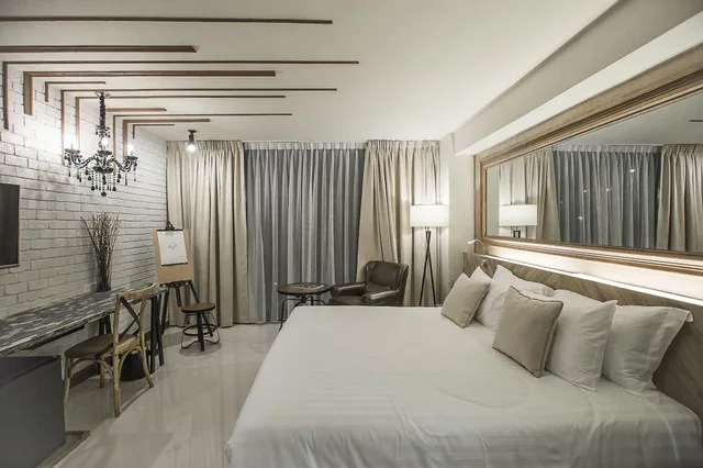 Art, Twin Beds, Bathtub، Art Mai Gallery Nimman Hotel 2/10