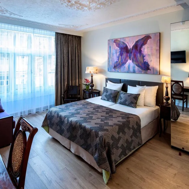 غرفة ثلاثية، Hotel Jupiter 4/10
