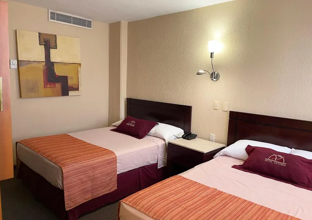 غرفة قياسية بسريرين، Hotel Victoria Poza Rica 1/5