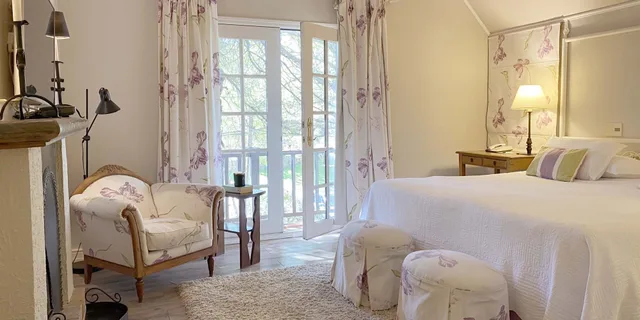 Petite, Suite, King Bed، LAuberge 5/8
