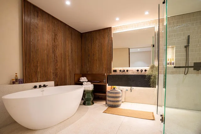 2 Bedrooms, Pool, Luxury, Villa, King Bed, Sea View، Barcelo Coconut Island 4/5