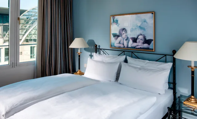 غرفة قياسية بسرير مزدوج، Hotel Elbflorenz Dresden 1/1