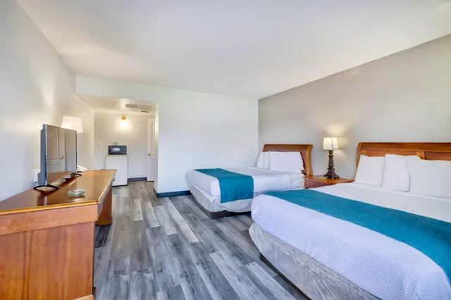غرفة بسريرين كوين، Motel6 Harrisburg, PA – Near PA Expo Center 1/5