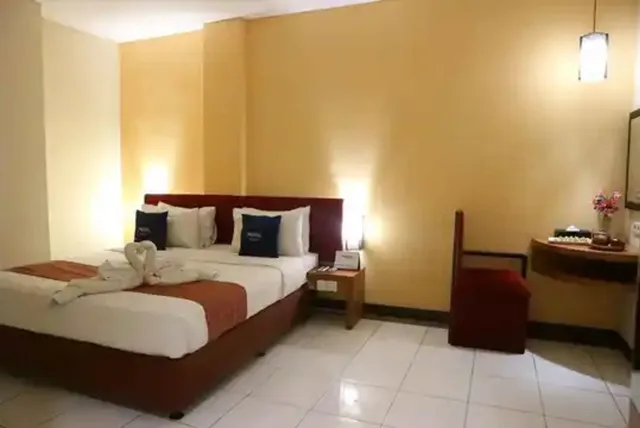 غرفة ديلوكس بسرير مزدوج، Hotel Marlin Pekalongan by Dafam Hotels 2/2