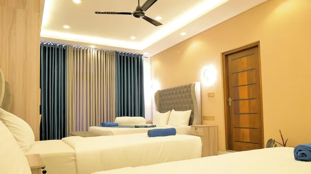 Royal, Quadruple, King Bed, Nine Arch Holiday Resort 3/10