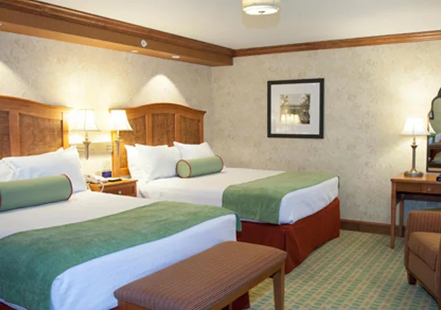 Preferred, 2 Queen Beds, West Wing، Oglebay Resort Conference Center 2/5