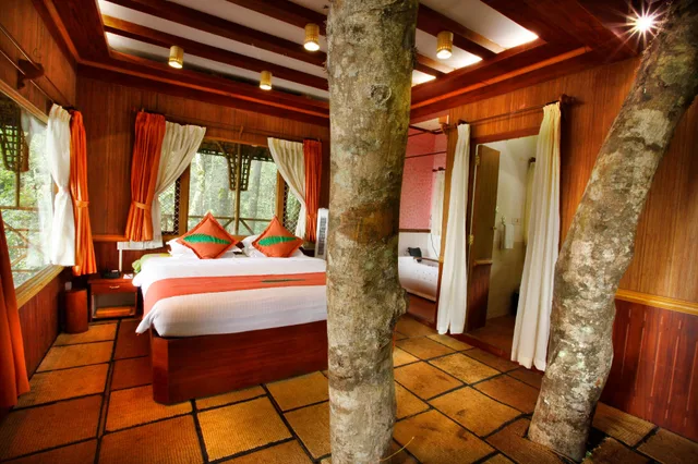 Tree House، VYTHIRI RESORT 1/1