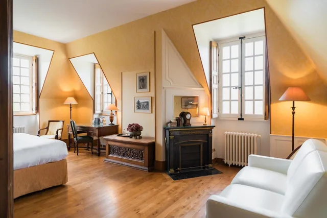 Castle, Prestige, Chateau de Bourron 2/2