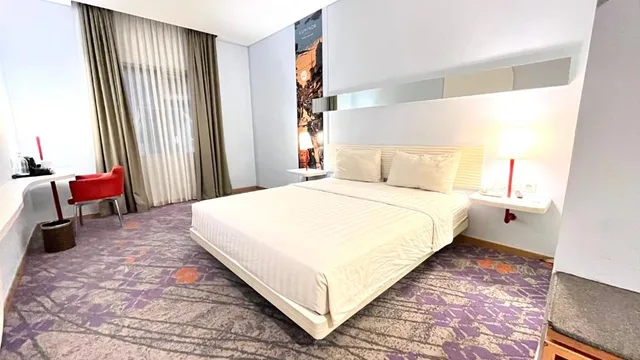 غرفة ديلوكس بسرير مزدوج، Luminor Hotel Metro Indah Bandung 1/3