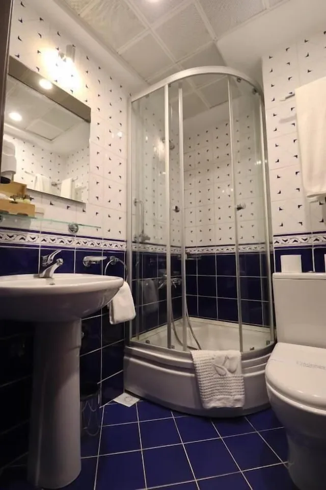 غرفة سوبيريور ثلاثية بسرير كوين وسرير فردي، Blue House Hotel 4/4