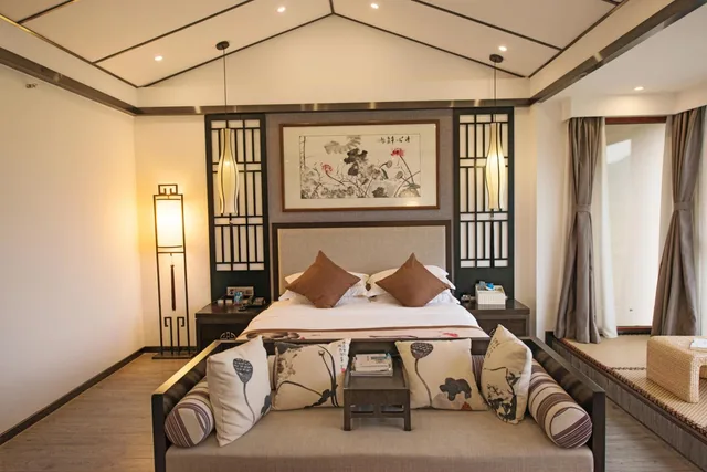 غرفة بسرير كينج بإطلالة على الجبل، Peach Blossom River Resort 3/7