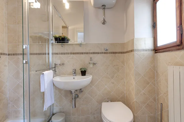شقة بسرير كوين بغرفة نوم واحدة مع أريكة، Mamo Florence - Espresso Apartment 4/4