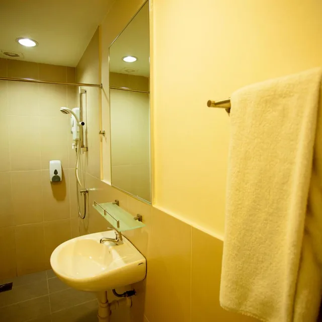 Superior, Twin Beds, No Window، Mangga Boutique Hotel 8/9