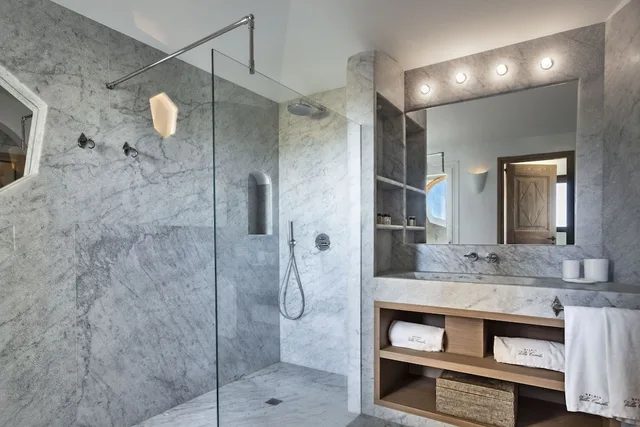 غرفة بريستيج بسرير كينج، Relais Villa Carola 2/2