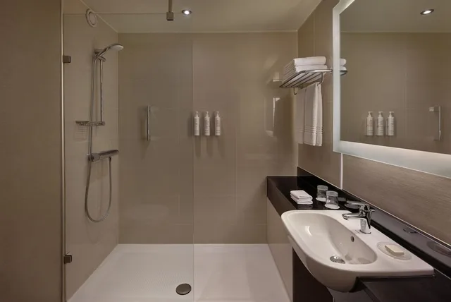 غرفة تنفيذية بسرير كينج، Budapest Marriott Hotel 4/8