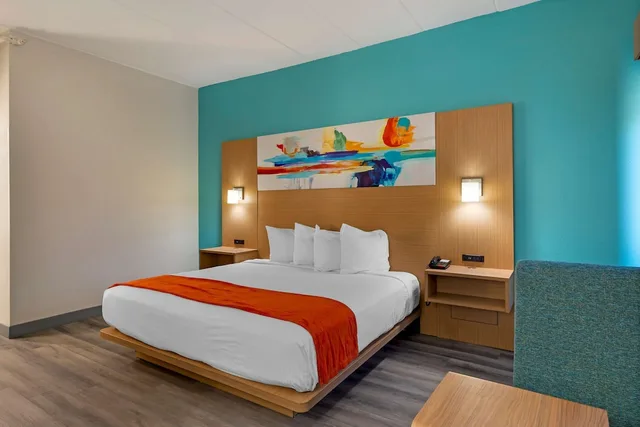 غرفة قياسية بسرير كينج، Best Western Plus Executive Hotel 4/10