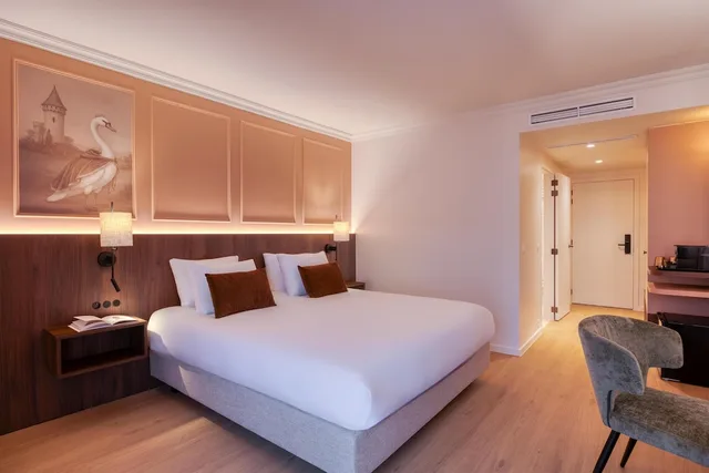 غرفة ديلوكس بسرير مزدوج، Golden Tulip de Medici 3/10