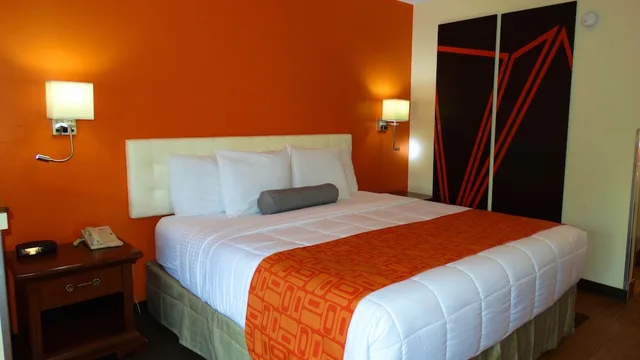 غرفة بسرير كينج لذوي الإعاقة، Howard Johnson by Wyndham Savannah GA 9/10