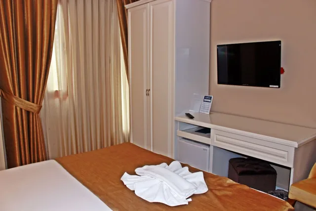 غرفة بسرير مزدوج، Feza Otel 2/7