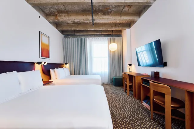 Renovated, 2 Queen Beds, Accessible، STILE Downtown Los Angeles by Kasa 2/9