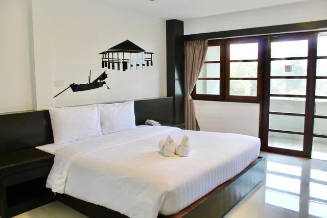 غرفة بسرير مزدوج بإطلالة على البحر، S2 Hotel 6/8