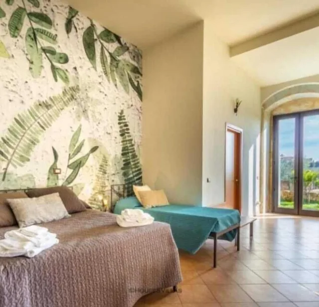 غرفة رباعية بسرير مزدوج وسريرين منفصلين، B&B Villa Rosaria 2/2