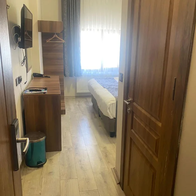 غرفة اقتصادية بسرير مزدوج، Zumrut Palas Otel 6/8