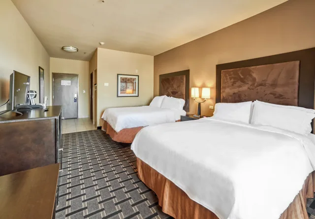 غرفة بسريرين مزدوجين لذوي الإعاقة، Holiday Inn Express Suites Beeville 5/10