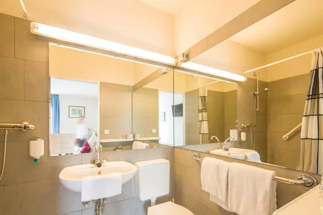 غرفة قياسية بسريرين منفصلين، Hotel Am Wall 8/10