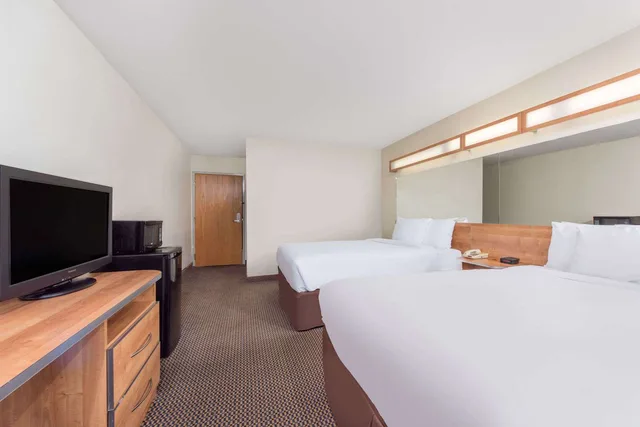 غرفة بسريرين كوين، Knights Inn Allentown 2/5