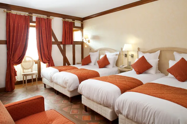 غرفة رباعية، Auberge Saint Pierre 1/1