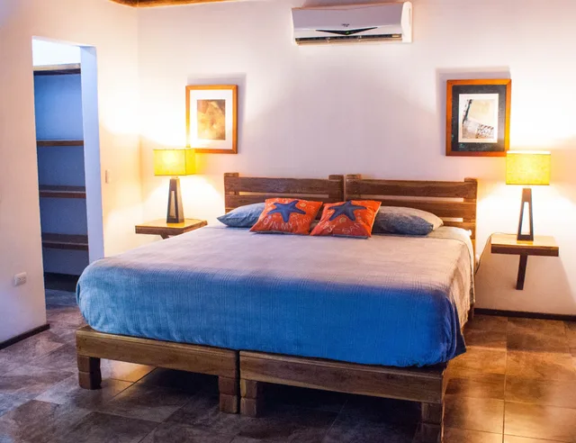 بنغل بريميوم بسرير كينج بإطلالة على الجبل، Lodge Margouillat 1/4