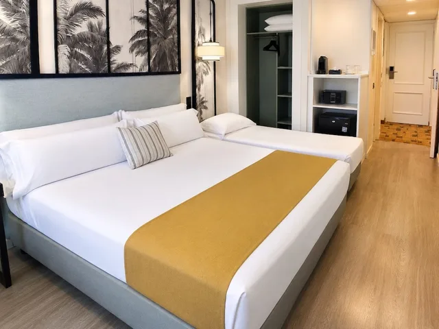 Room, 2 Double Beds, with Extra Bed, Hotel Soho Boutique Puerto 2/10