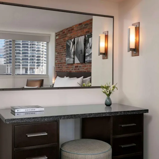 1 Bedroom, Lasalle, Suite، The Royal Sonesta Chicago Downtown 8/8