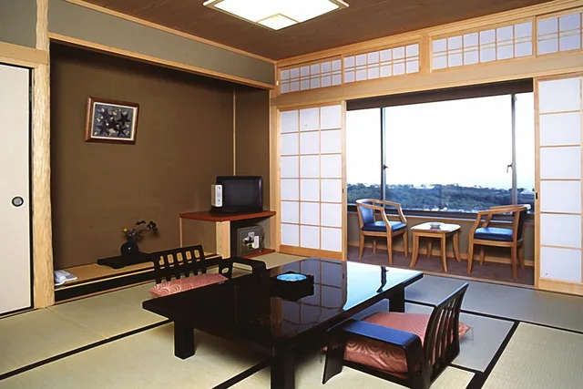 غرفة يابانية بإطلالة على البحر، Kannawa Onsen Hotel Sansuikan 2/3