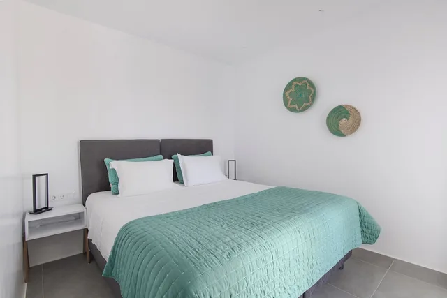 شقة بسرير كينج بشرفة بغرفة نوم واحدة مع أريكة، Alexandros Studios And Apartments 3/3