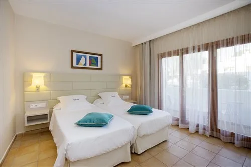Room, Double or Twin Bed, Side Sea View, Hotel Cala d Or - Adults Only 1/2