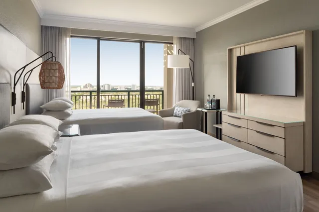 Room, Multiple Beds, Balcony، Marriott Orlando World Center 1/4