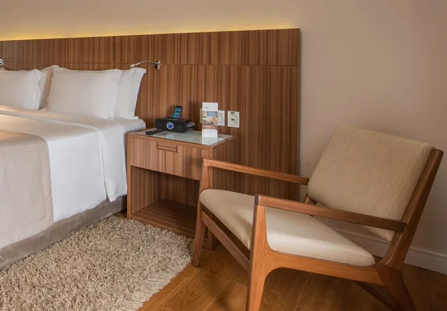 غرفة فاخرة بسرير كينج، Hotel Gran Marquise 3/4