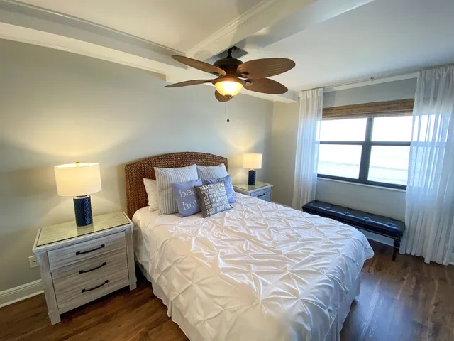 2 Bedrooms, Condo, Deluxe, King and Queen Bed, Water Front, 2 Bathrooms, Resort Harbour Properties 1/6