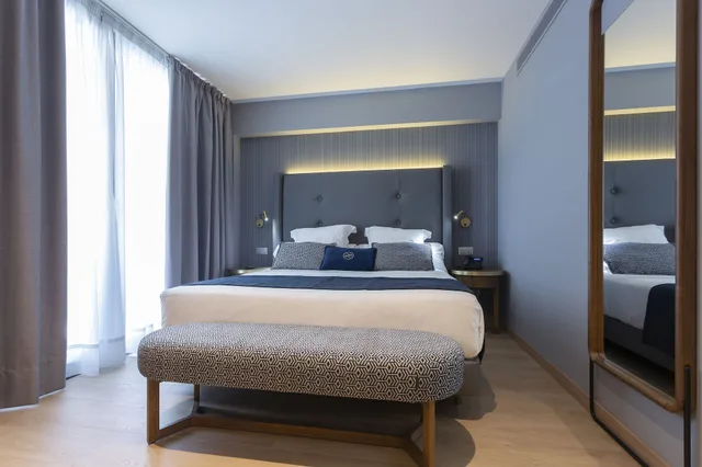 غرفة بريميوم بسريرين منفصلين بشرفة، Hotel Lima - Adults Recommended 4/10