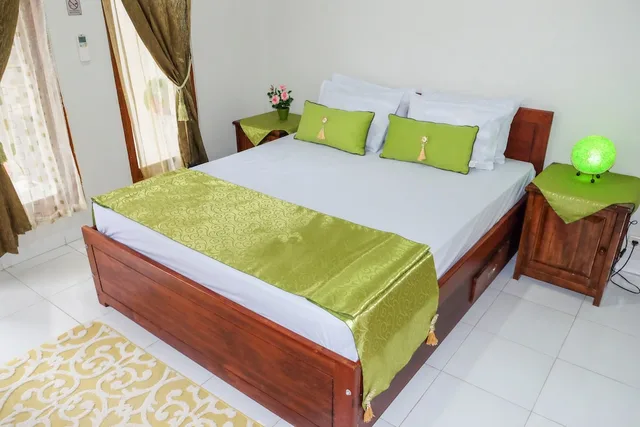 غرفة قياسية بسرير كوين، Pavilla Labuan Bajo 3/5
