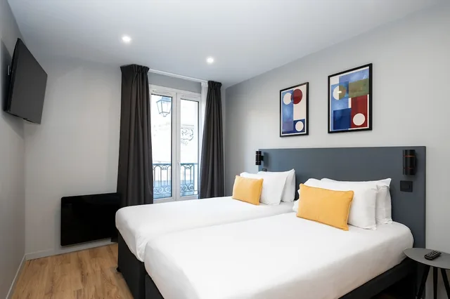 Studio, Apartment, 1 Double and 1 Single Bed, Staycity Aparthotels Gare De L Est 1/2