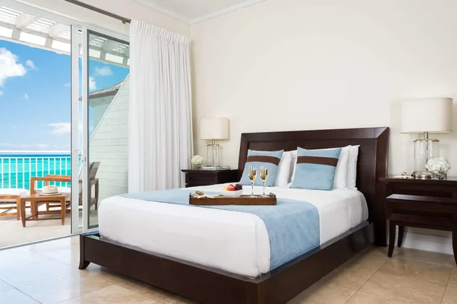 1 Bedroom, Luxury, Suite, Ocean Front، The West Bay Club 1/3