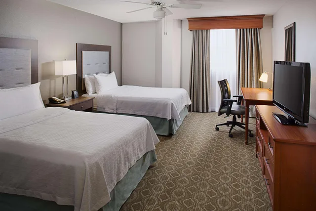 غرفة بسريرين مزدوجين بغرفة نوم واحدة، Homewood Suites By Hilton San Antonio-Riverwalk/Downtown 1/2