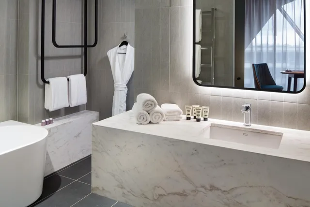 West, Suite, Double Bed، West Hotel Sydney Curio Collection By Hilton 5/8